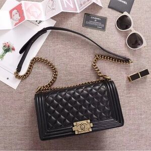 Chanel Handbags Shoulder Bags